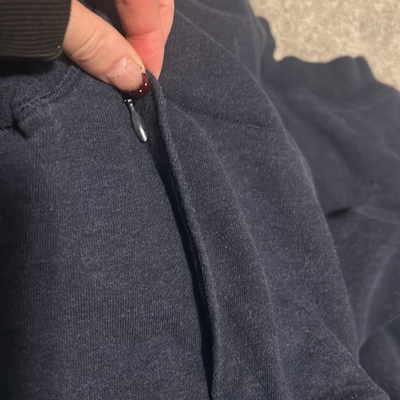 Kit and Ace Grey Pacific Coast Pullover Navy Blue Sweatshirt Size Small - Picture 12 of 12